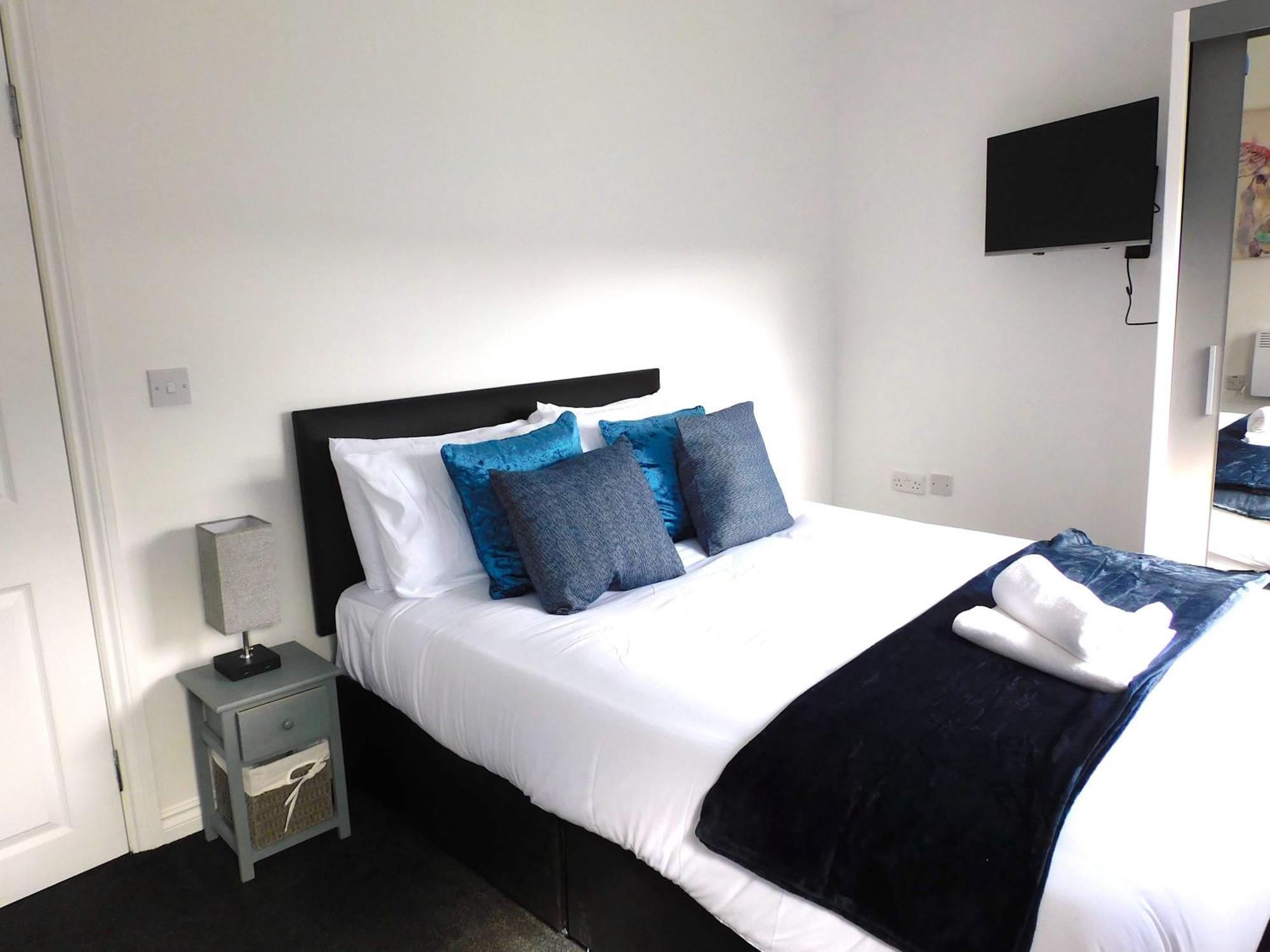 Newly Refurbished 1 Bed In Close To Station And Local Amenities Apartment Hamilton